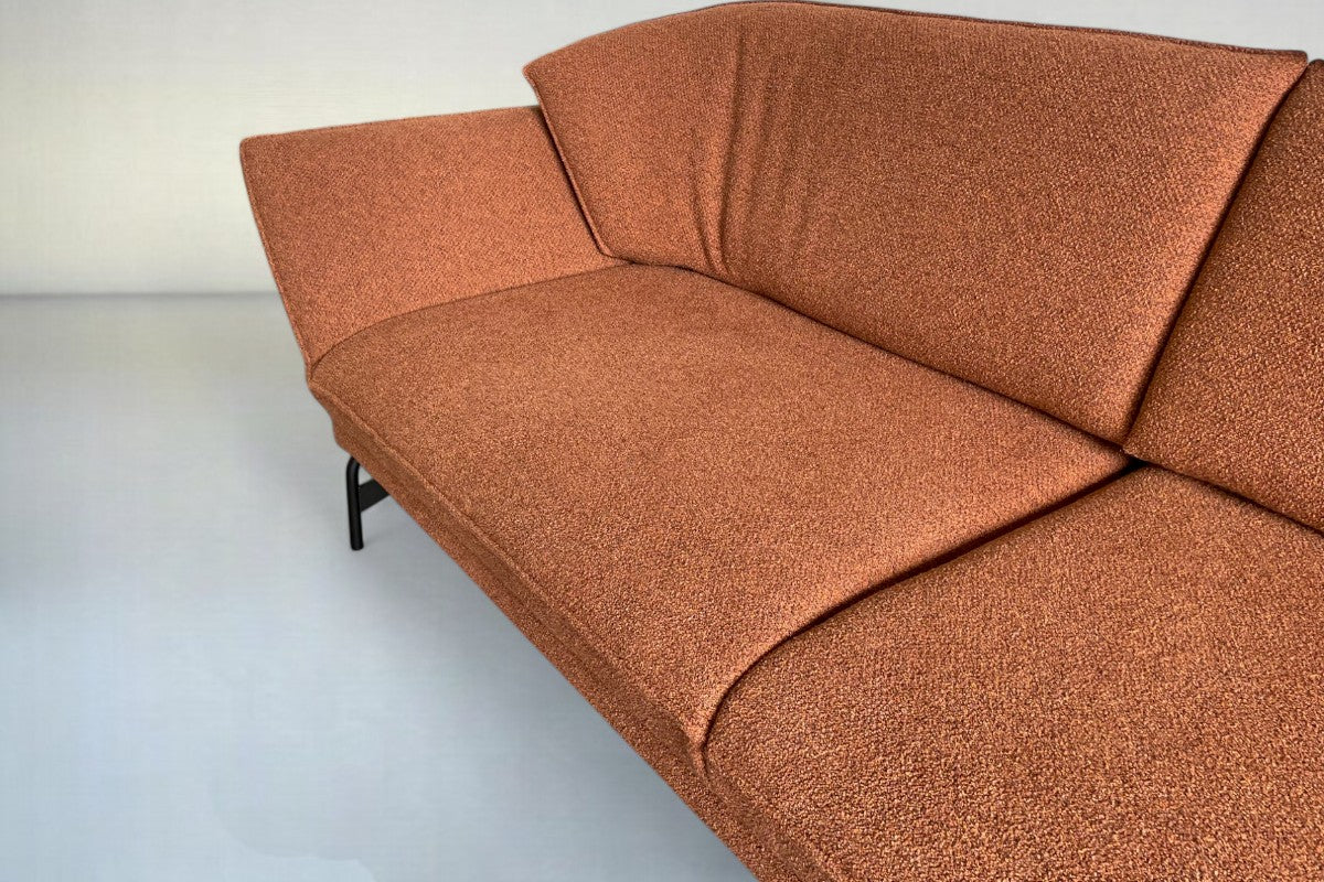 Ecksofa Himolla 1378 NOVA – Stoff Pura Grappa