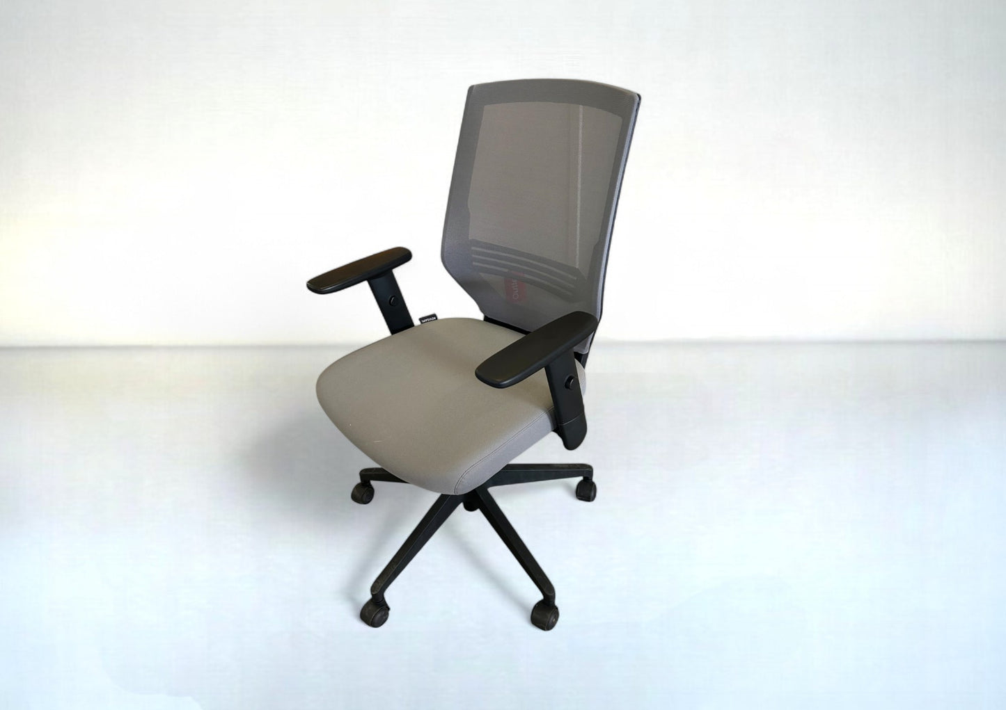 Bürostuhl Dauphin Drehstuhl Grau – Ergonomisch mit Netzbespannung & Flachgewebe