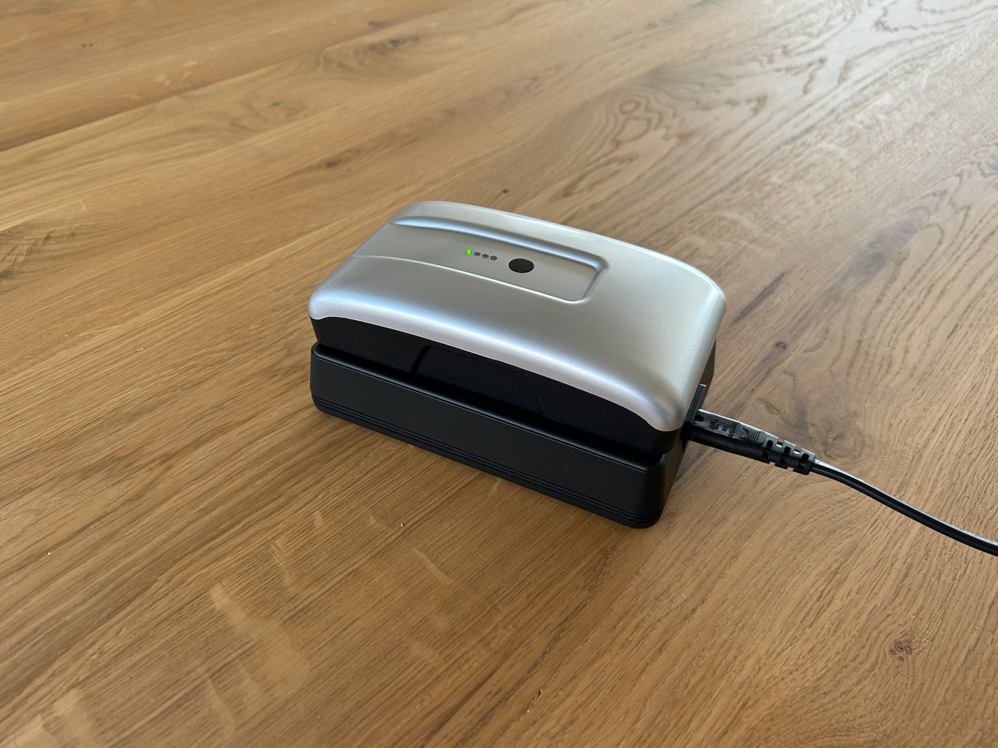 Himolla Akku mit Ladestation – Silber (0920 90 XXX) 🔋