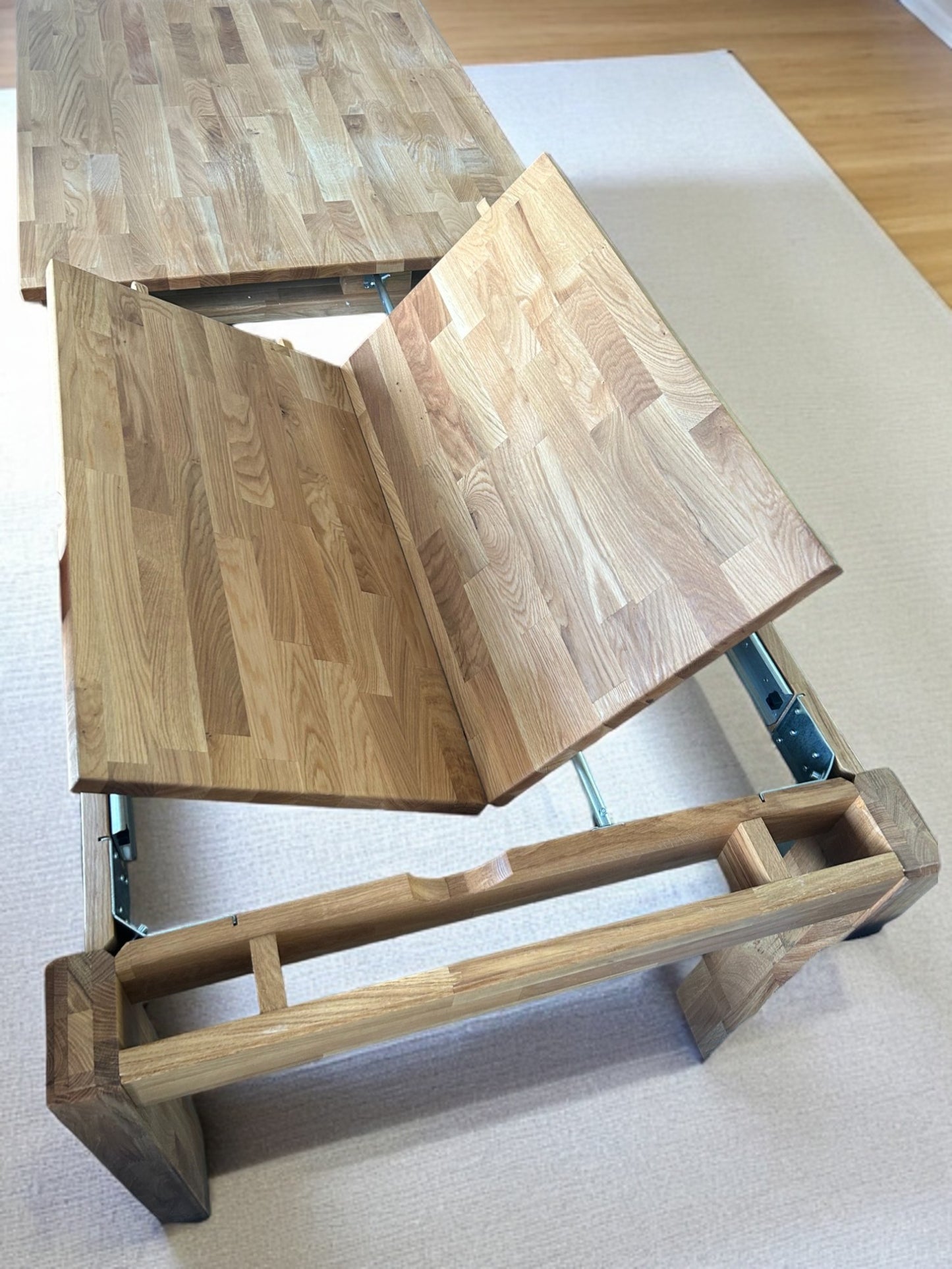 Massivholztisch aus Wildeiche geölt – Ausziehbarer 4-Fuß-Esstisch 160(240) x 90 cm