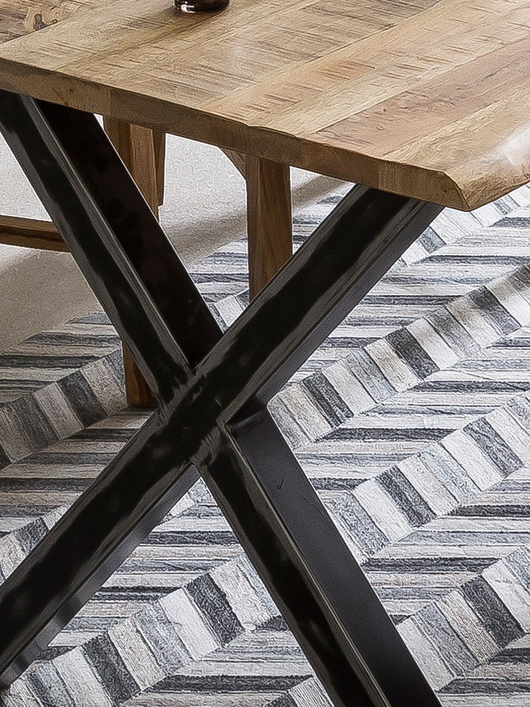 Esstisch Mango massiv mit Baumkante – 160x85 cm, X-Gestell Stahl