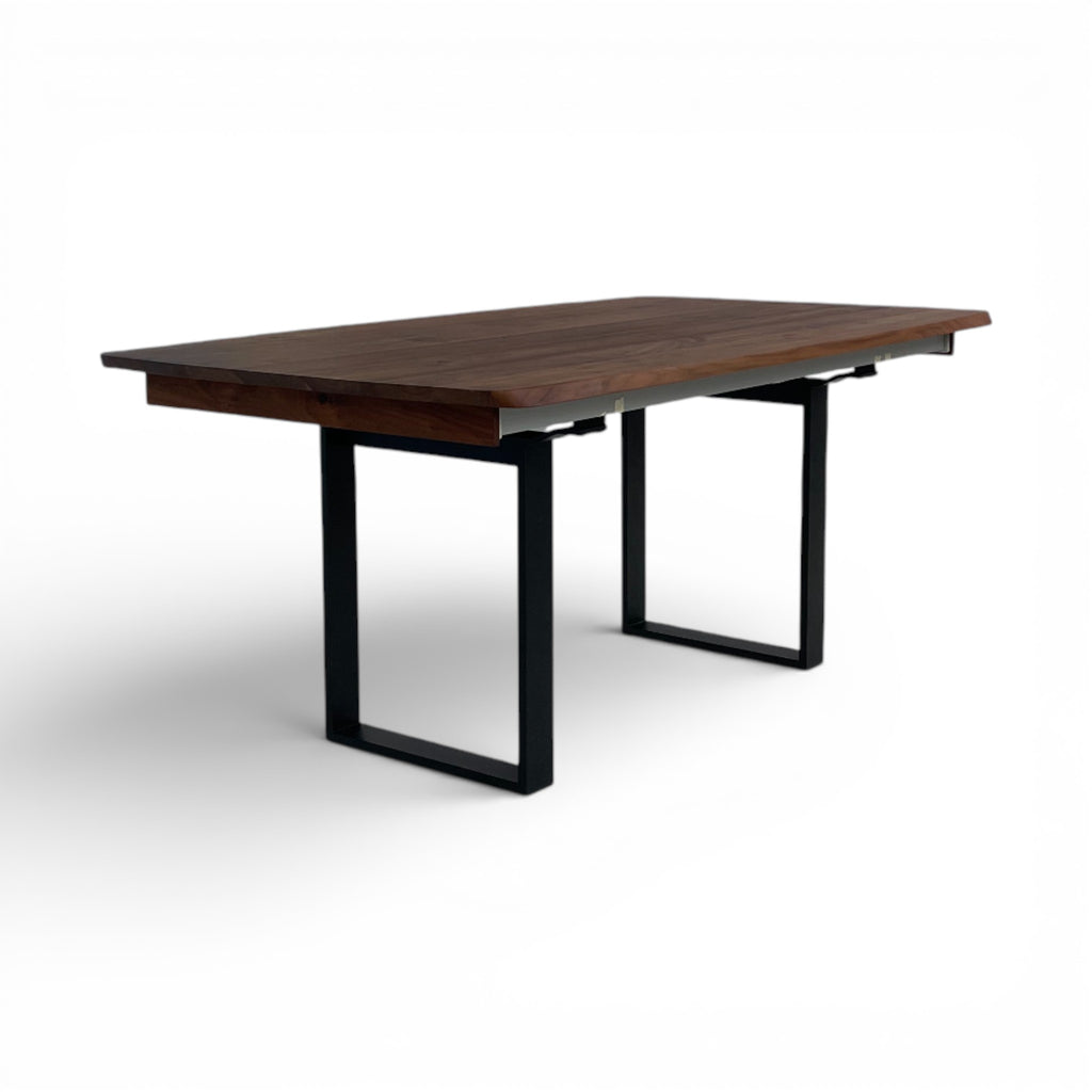 Lavida Helmond Auszugstisch – Nussbaum Freiform (180×100 + 80 cm)
