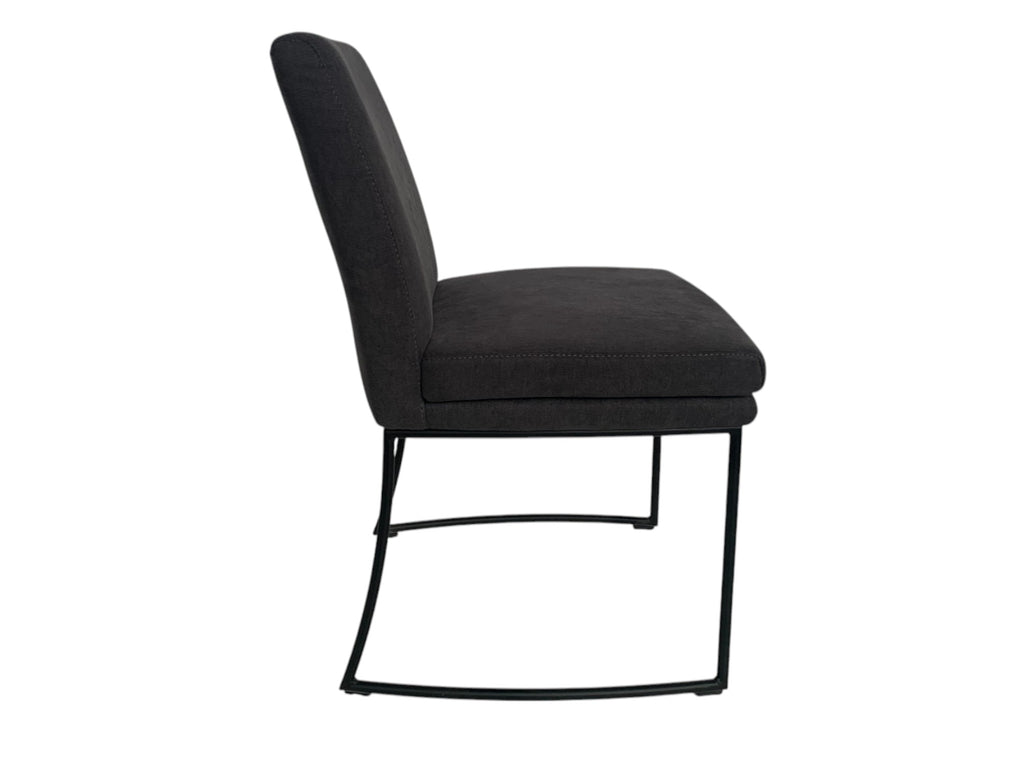 Stuhl K+W Kufenstuhl - Gestell Schwarz Matt, Stoff Anthrazit | Fotomuster | Exklusiver-Designstuhl